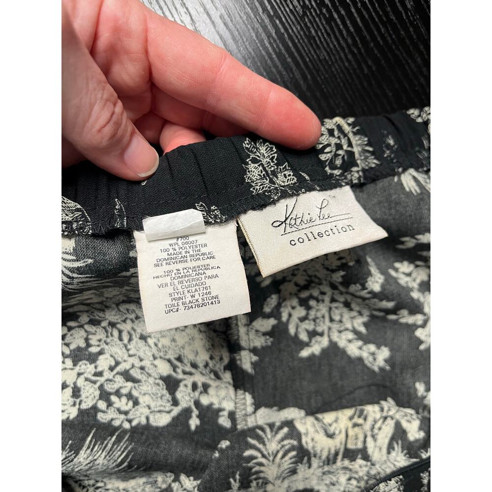 Vintage 90's Classic French Toile A-Line Skirt by Kathie Lee Collection - Picture 6 of 6